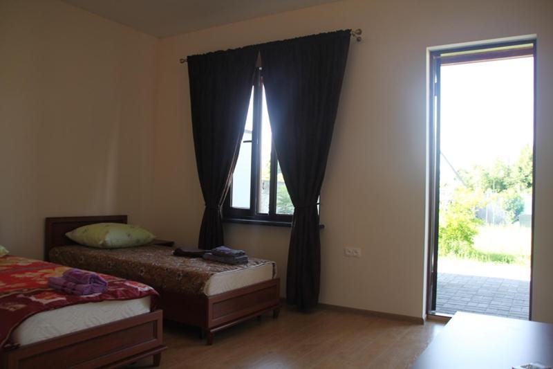 Амрапха Hotell Gudauta Eksteriør bilde